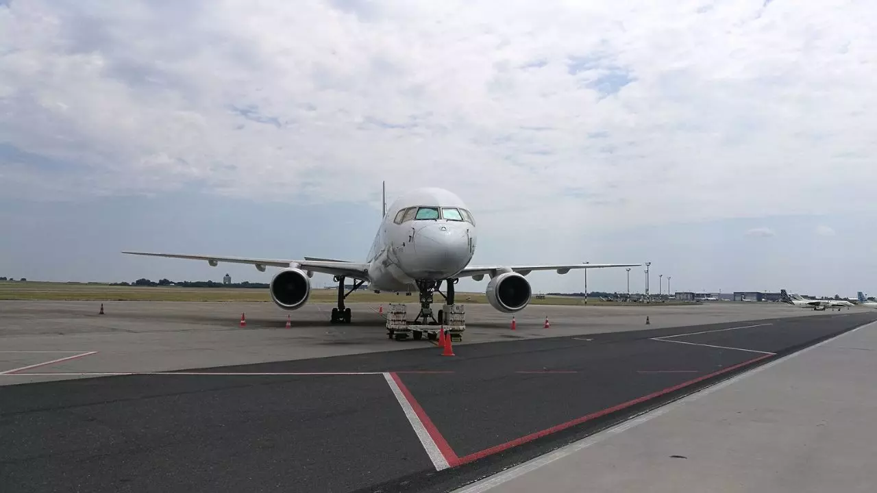 China Southern Airlines KJI Terminal – Kanas Airport